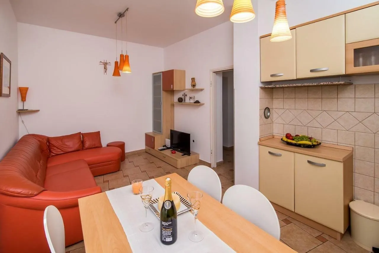 Apartment In Vrbnik/Insel Krk 36842